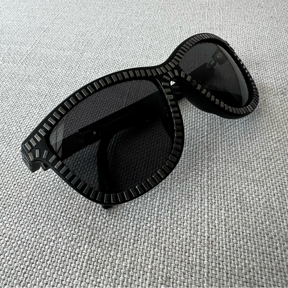 Alexander Wang x Linda Farrow Zipper-Trimmed Wayfarer Sunglasses - Picture 5 of 16
